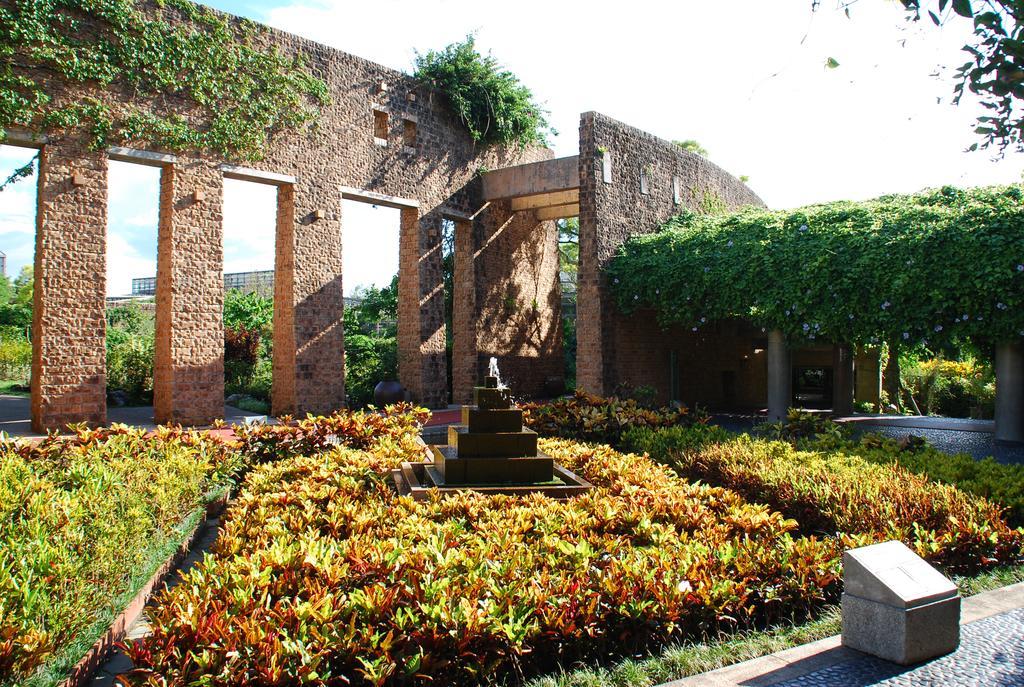 Yukurinaresort Okinawa Hills Churaumi Motobu Exterior foto